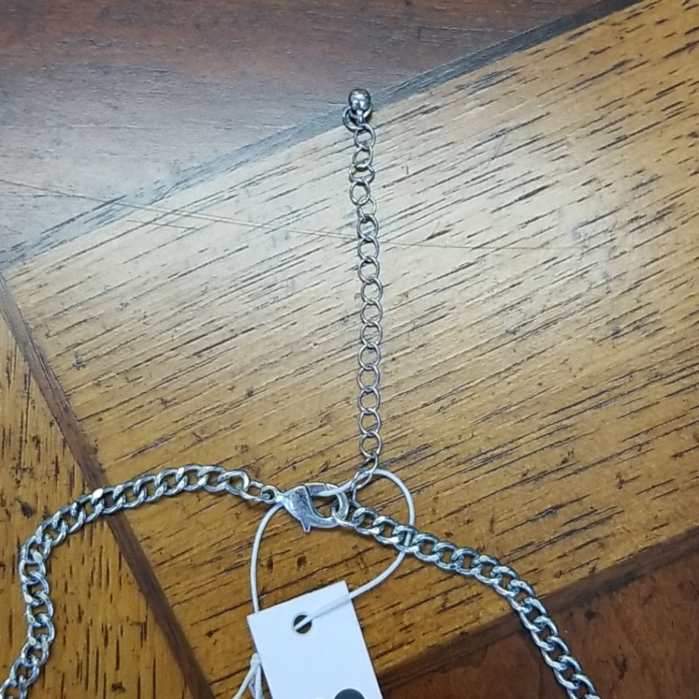 Necklace - Picture 3 of 4